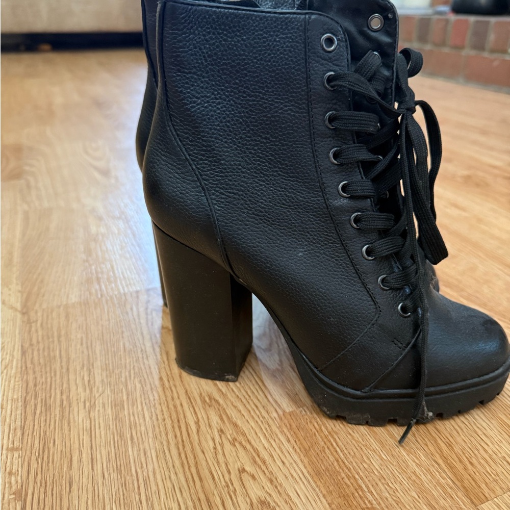 Steve Madden Black Lace Up Boots with Chunky Heel